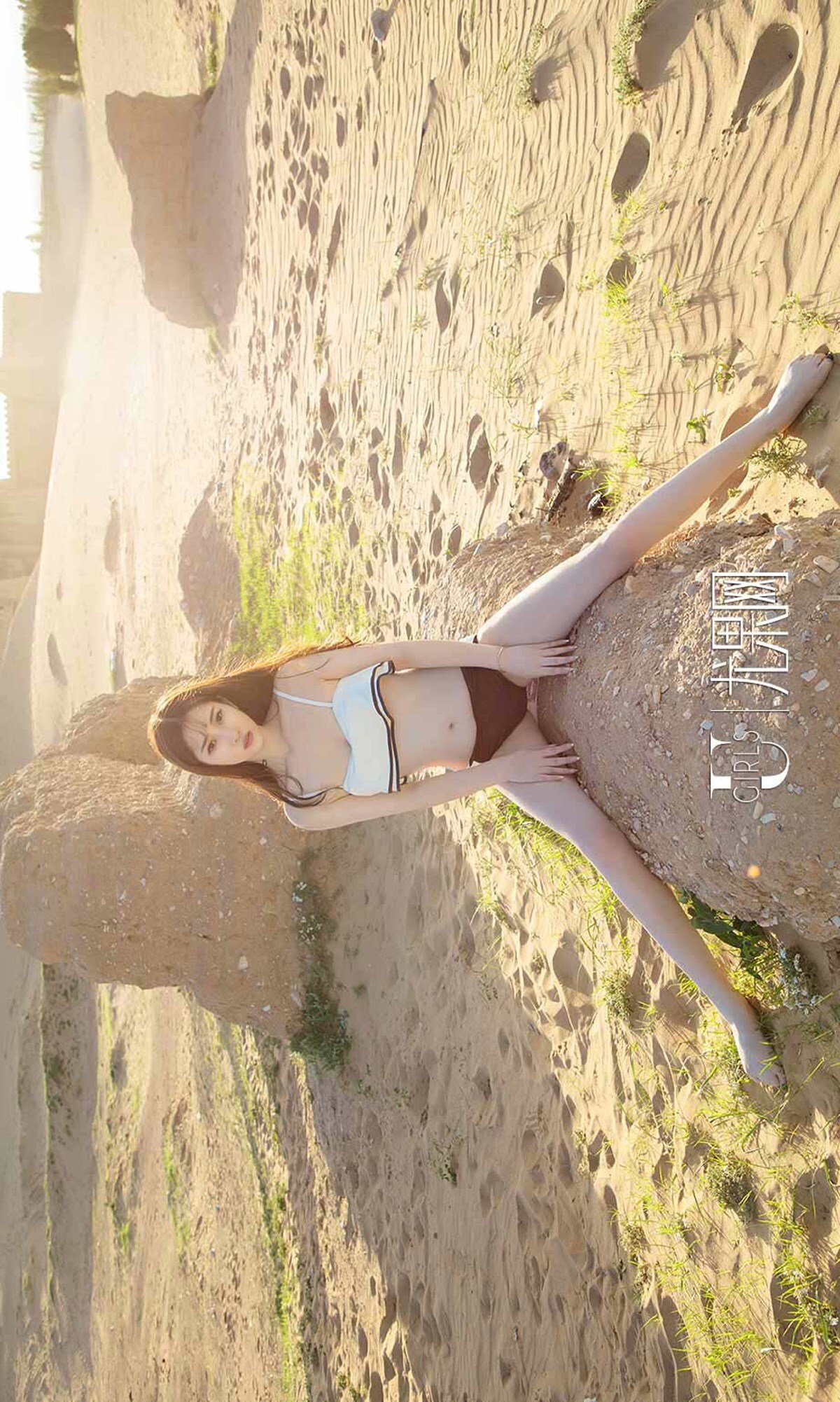 [爱尤物]2018APP NO.1133 林琳一一半沙漠一半水